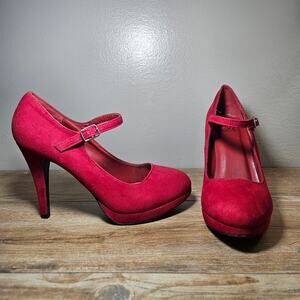 Y2K PinUp Heart in D Red Suede Ankle Strap Platform Heels Sz 7.5 M VintageVibe
